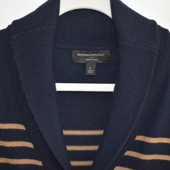 Banana Republic Merino Wool Button Cardigan - Picture 4 of 5
